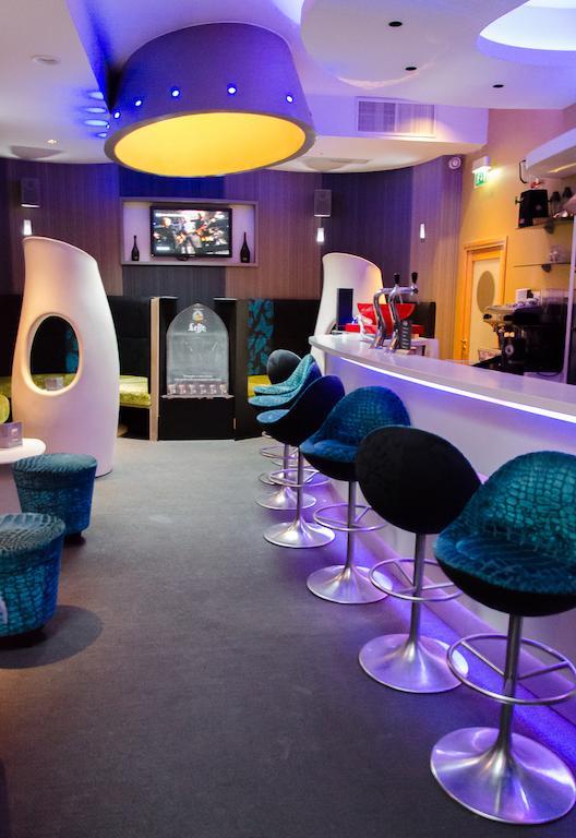 Le Vieux Beffroi Hotel Béthune Екстериор снимка